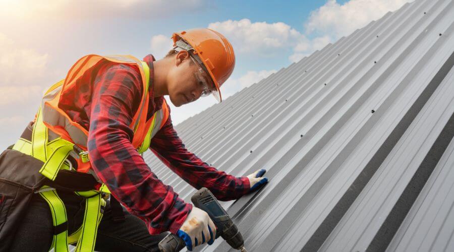 Professional residential roofers in Dundas, IL